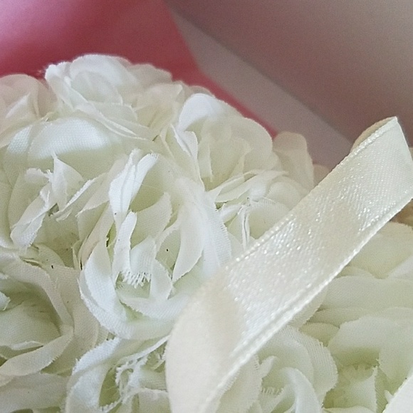 Mary Kay Heart Sachet w/ gift box - Picture 6 of 6